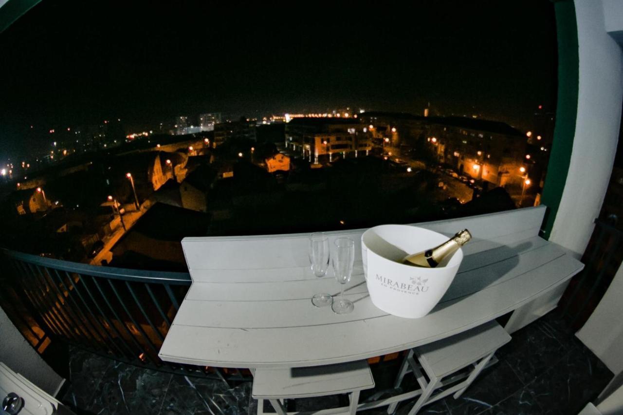 Turcoazlux Apartments 오라데아 외부 사진